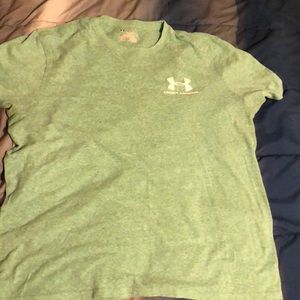 Under Armour t shirt heat gear